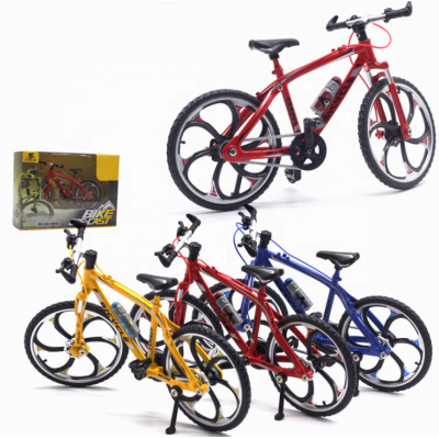 1:10 Metal Toy Bike Die cast Model Alloy Bike For Collection And Gift For Birthday